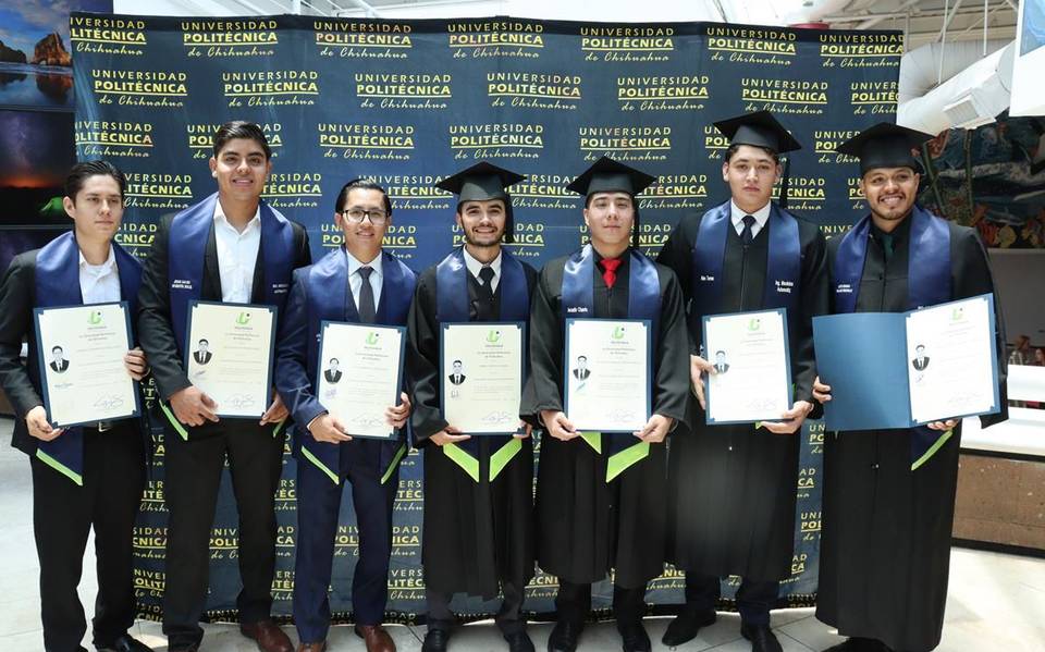 Nuevos ingenieros Se grad an m s de 130 alumnos de la UPCh El